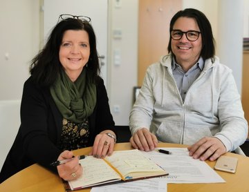 Vize-Bürgermeisterin Doris Hofstätter und Kulturkoordinator Michael Wasserfaller haben ein abwechslungsreiches Programm zusammengestellt 
