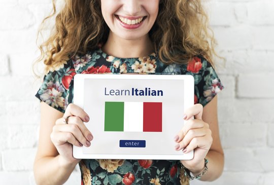 learn-italian-language-online-education-concept.jpg