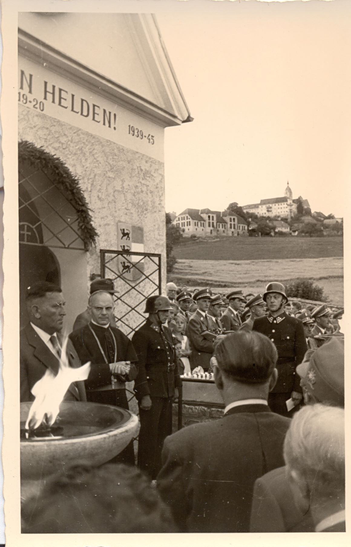 Ein Foto von der Glockenweihe 1957 (Fotohinweis: Stadtarchiv Althofen/Sammlung Knafl)